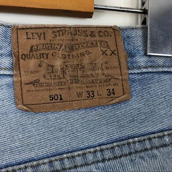 Vintage Levi’s 501 Button Fly Frayed Hem Shorts Sz 32 - Picture 8 of 11